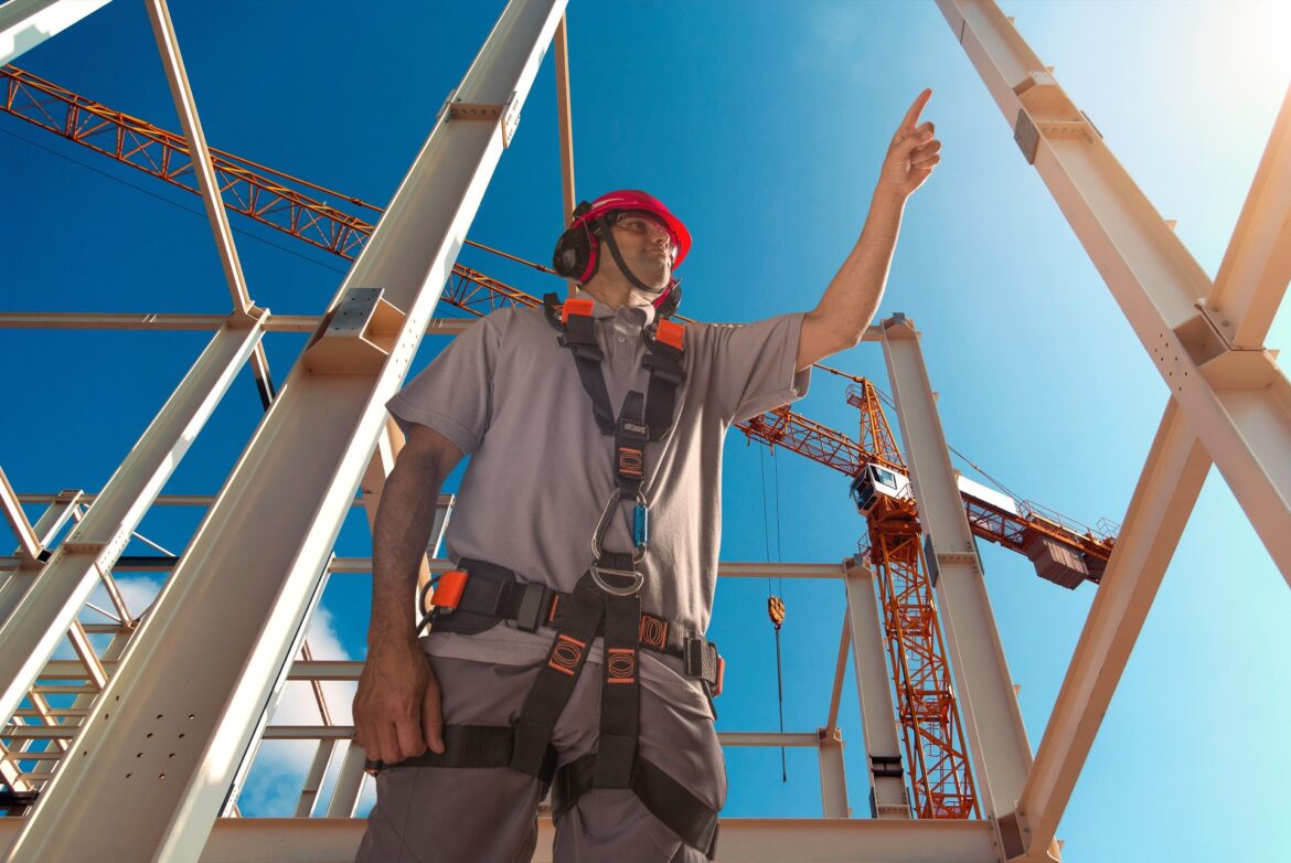 Funcionário em construção civil | Segurança de obra